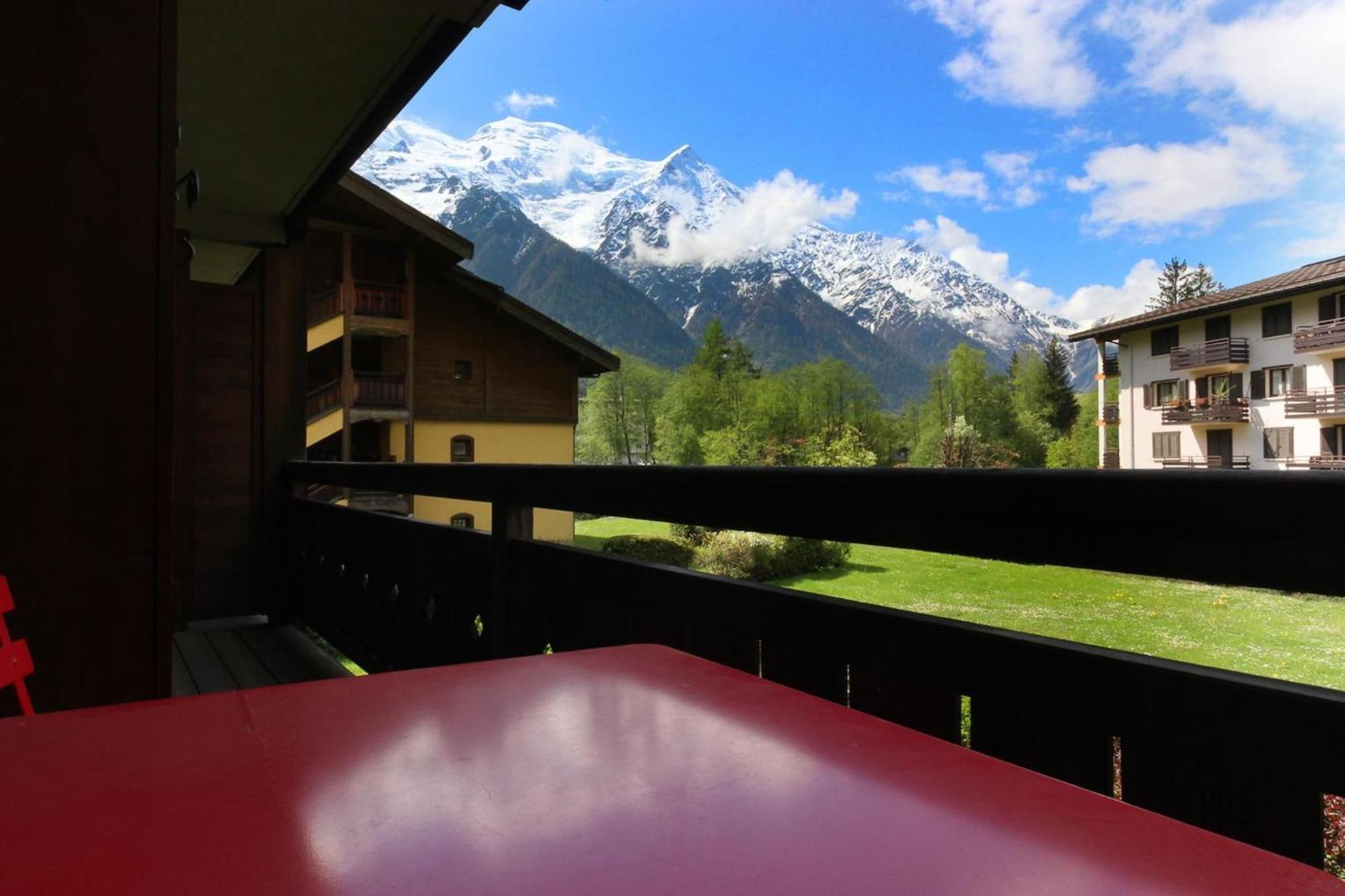 Les Capucins - Calm - Mont-Blanc - Lake Gaillland Chamonix Exterior foto