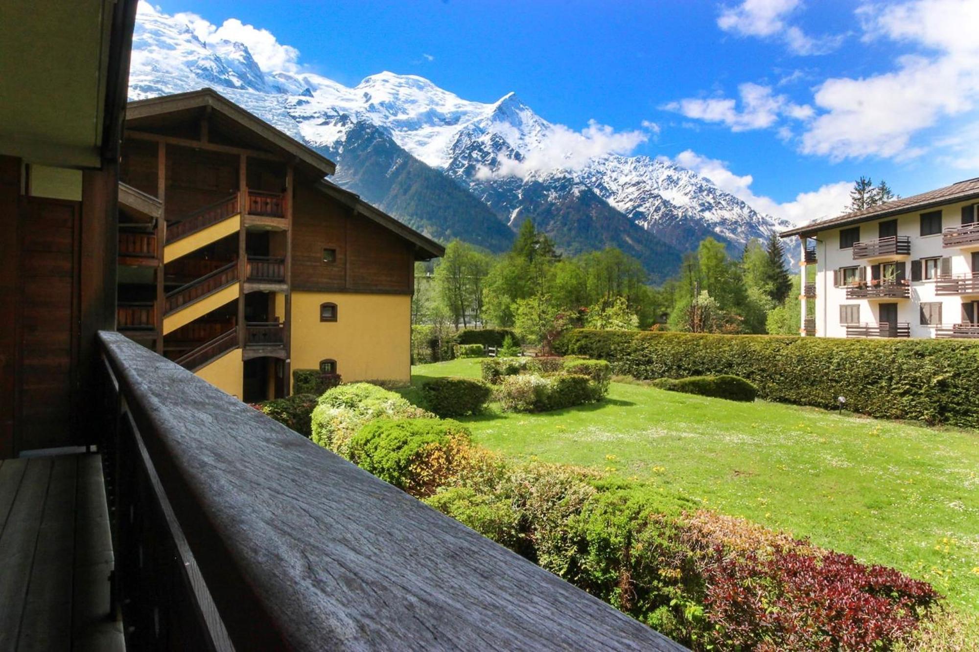 Les Capucins - Calm - Mont-Blanc - Lake Gaillland Chamonix Exterior foto